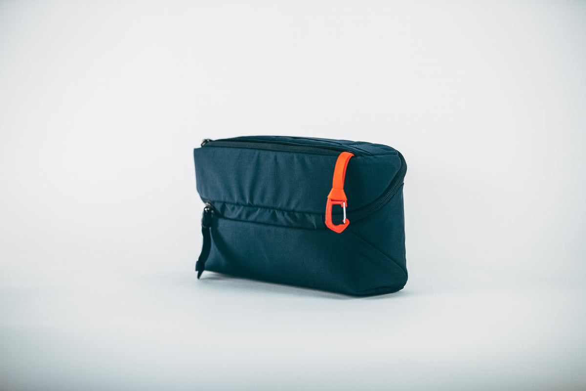 CIVIC ACCESS POUCH 2L- NAVY – EVERGOODS Japan