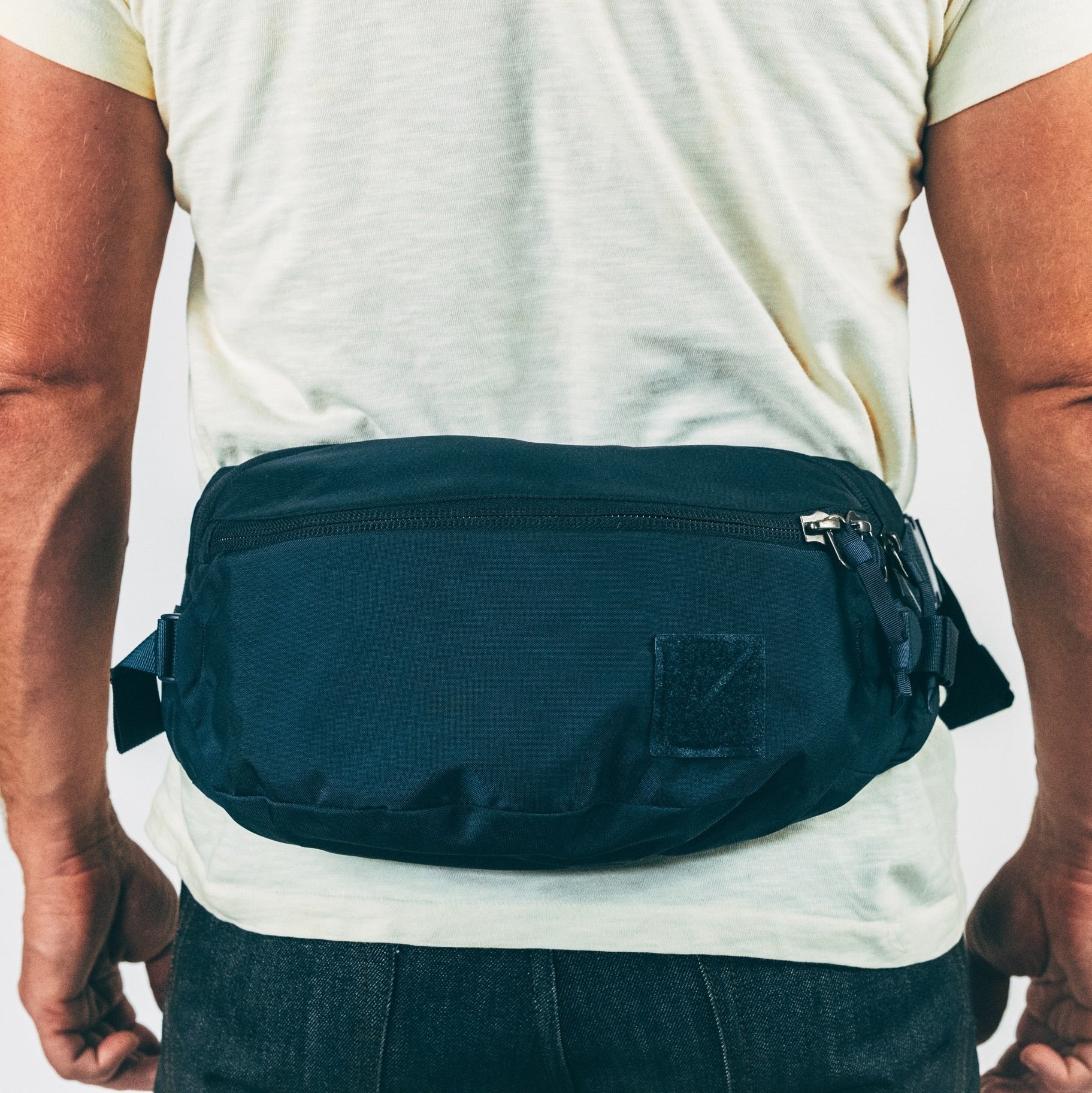 MOUNTAIN HIP PACK 3.5L - NAVY – EVERGOODS Japan