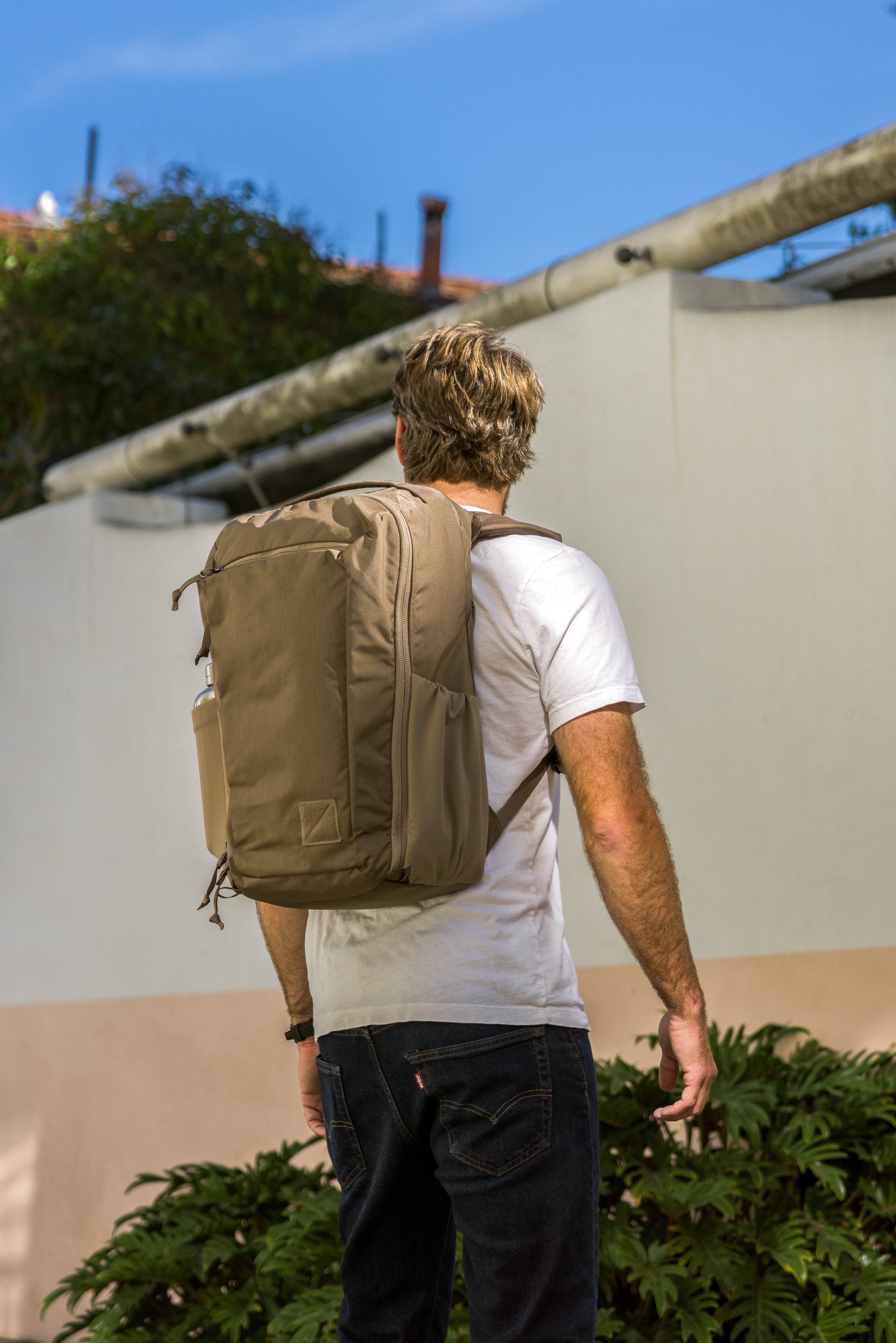 CIVIC TRAVEL BAG - Fossil Brown – EVERGOODS Japan