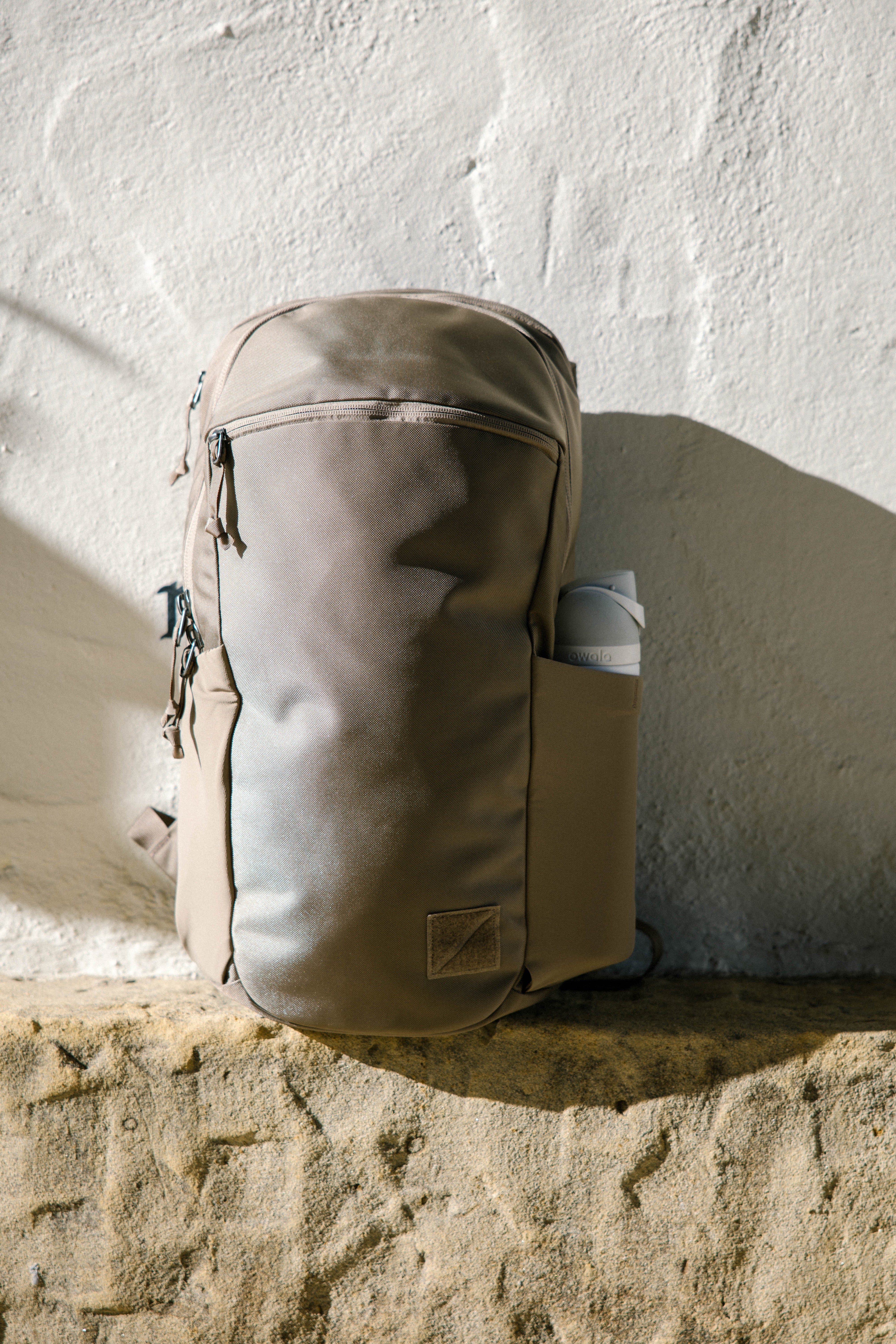 CIVIC HALF ZIP 22L - Fossil Brown – EVERGOODS Japan