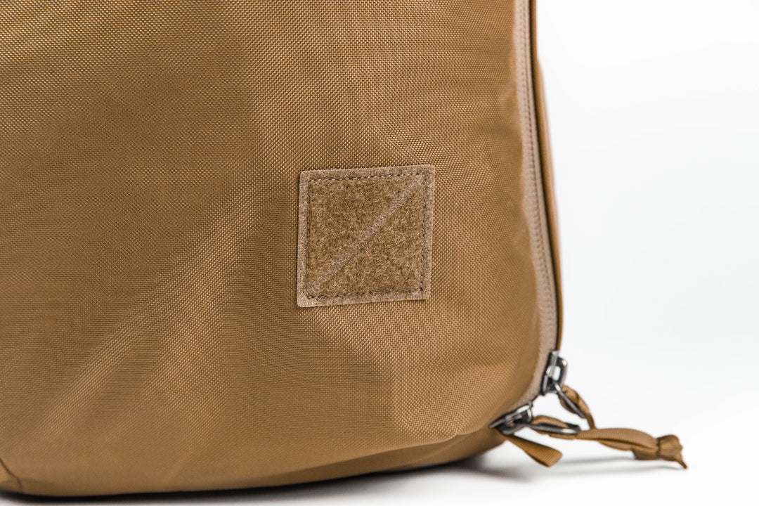 CIVIC PANEL LOADER 24L - Coyote Brown