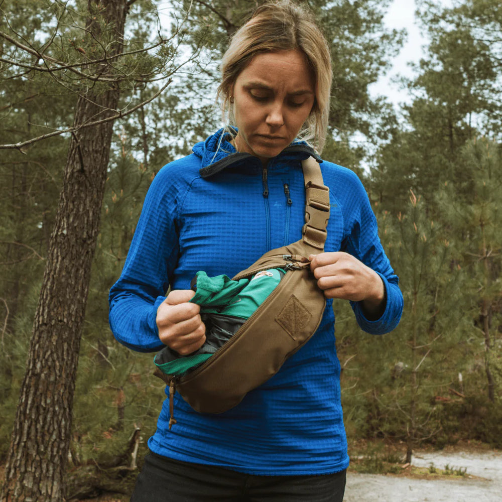CIVIC ACCESS SLING 2L Revised - Coyote Brown