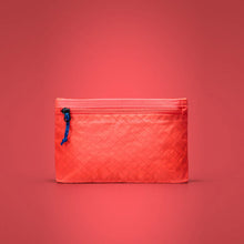 画像をギャラリービューアに読み込む, CIVIC FLAT POUCH Kludde Edition - Electric Coral