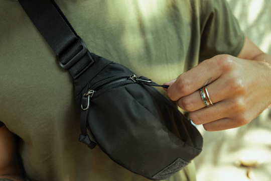 CIVIC ACCESS SLING 1L