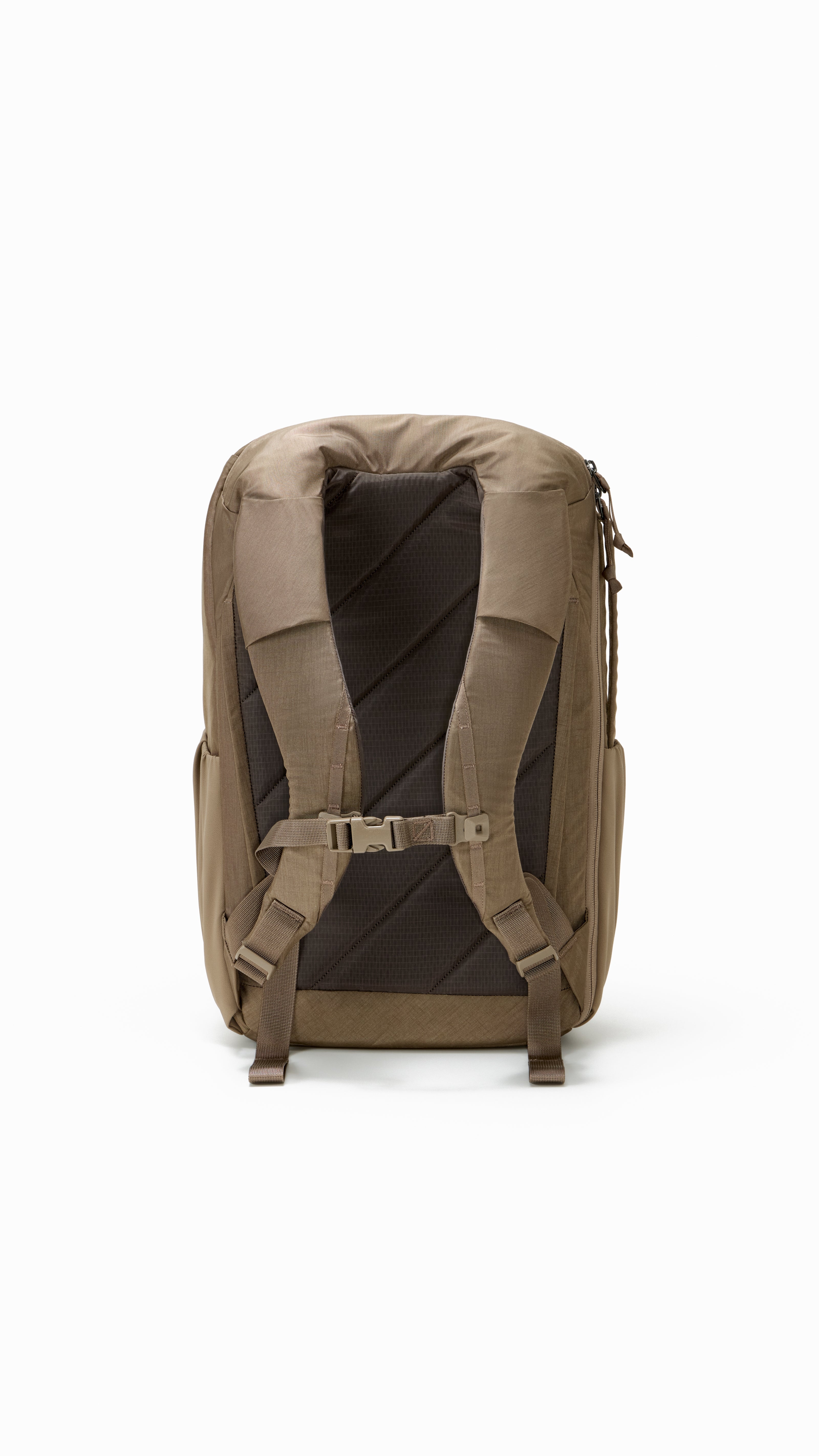 CIVIC TRAVEL BAG - Fossil Brown – EVERGOODS Japan