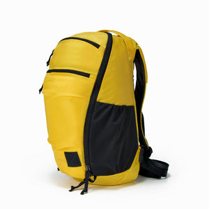 MOUNTAIN PANEL LOADER 22L - Expedition Yellow