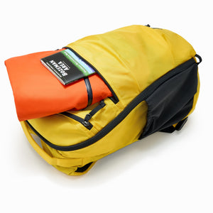 MOUNTAIN PANEL LOADER 22L - Expedition Yellow