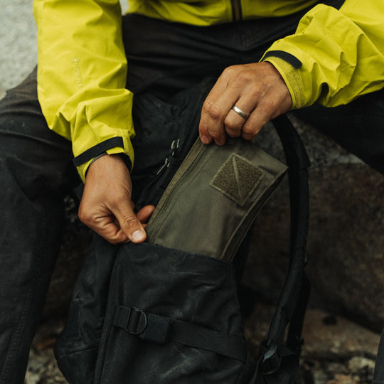 CIVIC FLAT POUCH