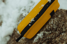 画像をギャラリービューアに読み込む, CIVIC ACCESS POUCH 0.5L - Expedition Yellow