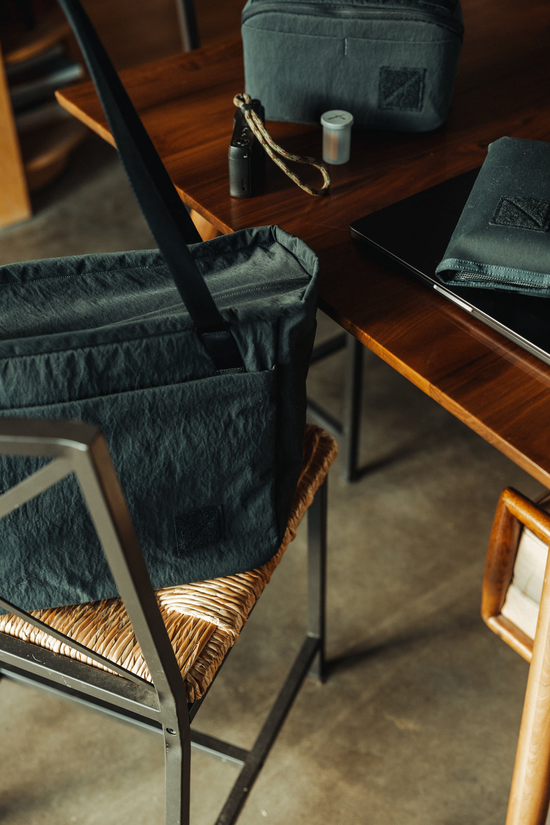 CIVIC DAILY TOTE 24L - KONBU