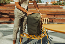 画像をギャラリービューアに読み込む, CIVIC PANEL LOADER 24L - OD Green