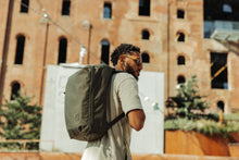 画像をギャラリービューアに読み込む, CIVIC PANEL LOADER 24L - OD Green