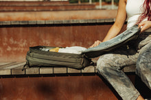 画像をギャラリービューアに読み込む, CIVIC PANEL LOADER 16L - OD Green