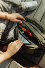 画像をギャラリービューアに読み込む, CIVIC PANEL LOADER 16L - OD Green