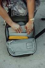 画像をギャラリービューアに読み込む, CIVIC PANEL LOADER 16L - OD Green