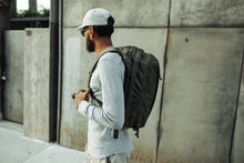 画像をギャラリービューアに読み込む, CIVIC PANEL LOADER 24L - OD Green