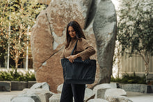 画像をギャラリービューアに読み込む, CIVIC DAILY TOTE 24L - Solution Dyed Black