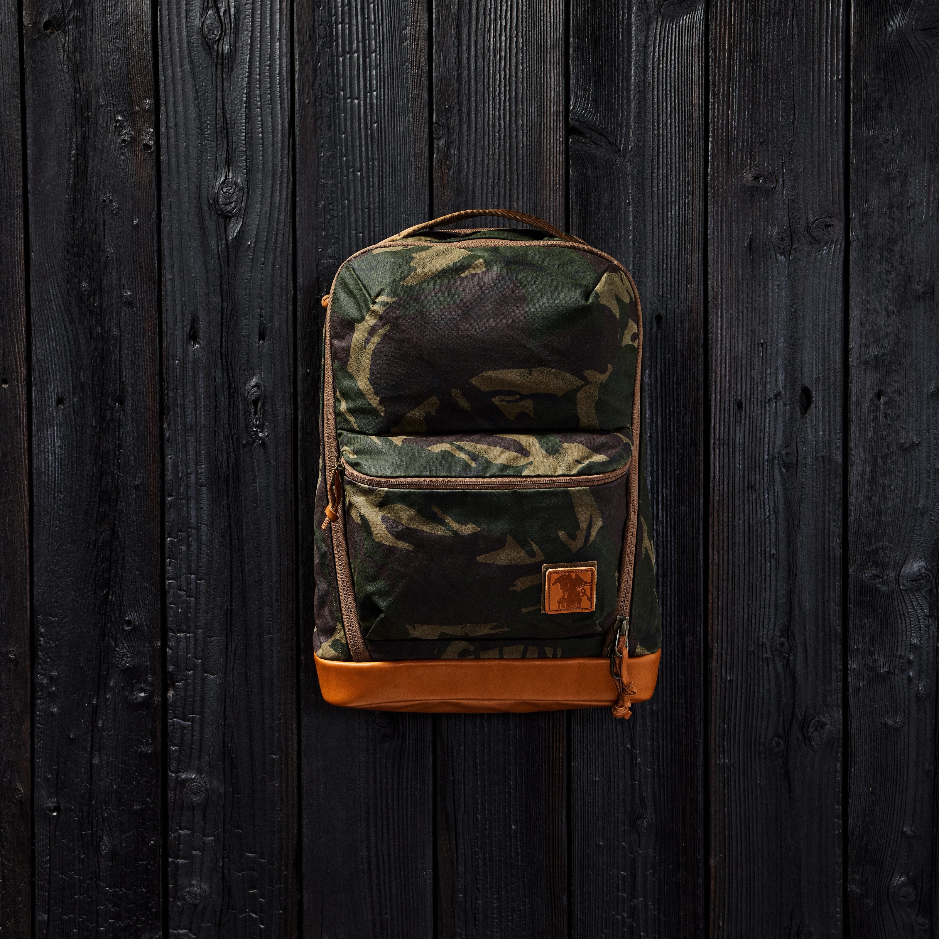 CIVIC BOOKBAG 22L - GRIFFIN EDITION – EVERGOODS Japan