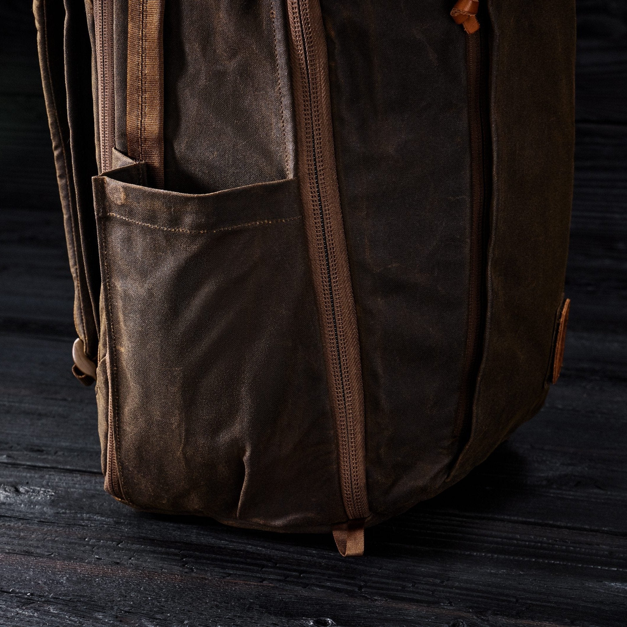 CIVIC TRAVEL BAG 26L - GRIFFIN EDITION – EVERGOODS Japan