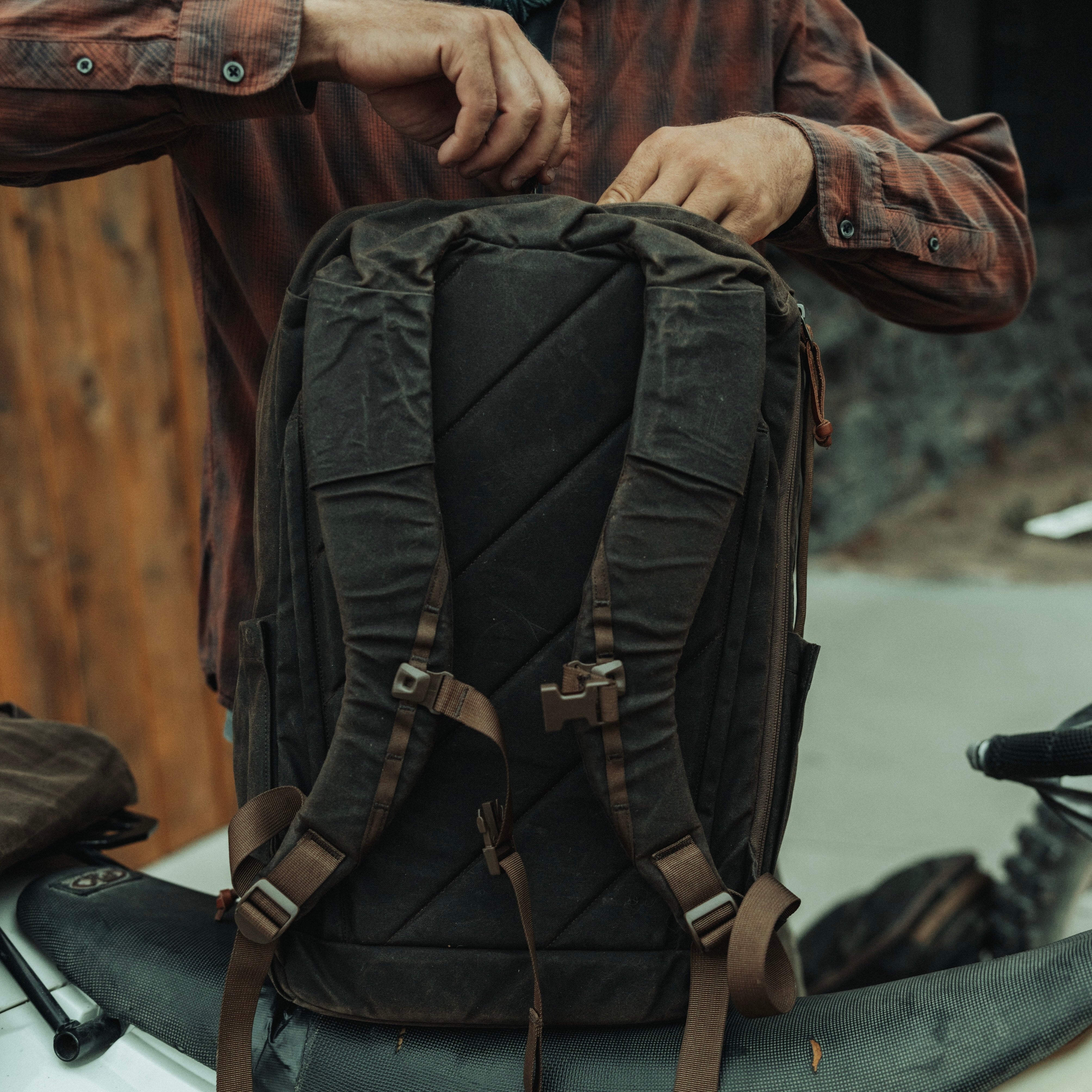 CIVIC TRAVEL BAG 26L - GRIFFIN EDITION – EVERGOODS Japan