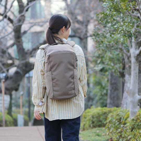 CIVIC HALF ZIP 22L - Fossil Brown