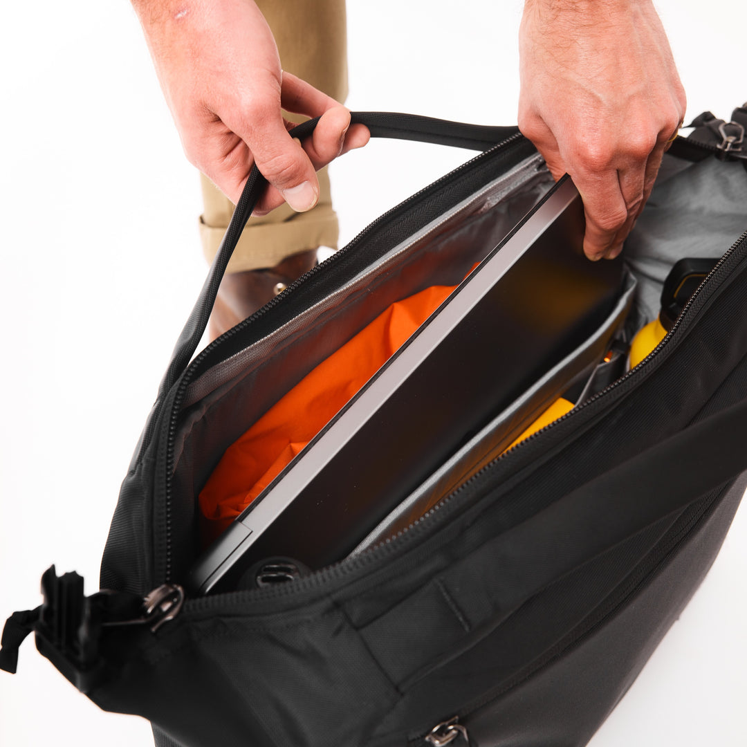 TRANSIT BRIEFCASE 20L