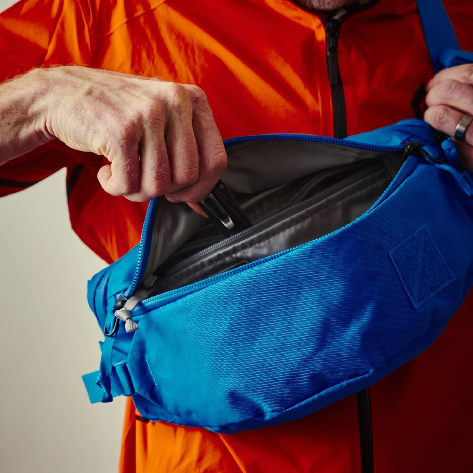 MOUNTAIN HIP PACK 3.5L - ECOPAK – EVERGOODS Japan MOUNTAIN HIP PACK 3.5L - ECOPAK – EVERGOODS Japan