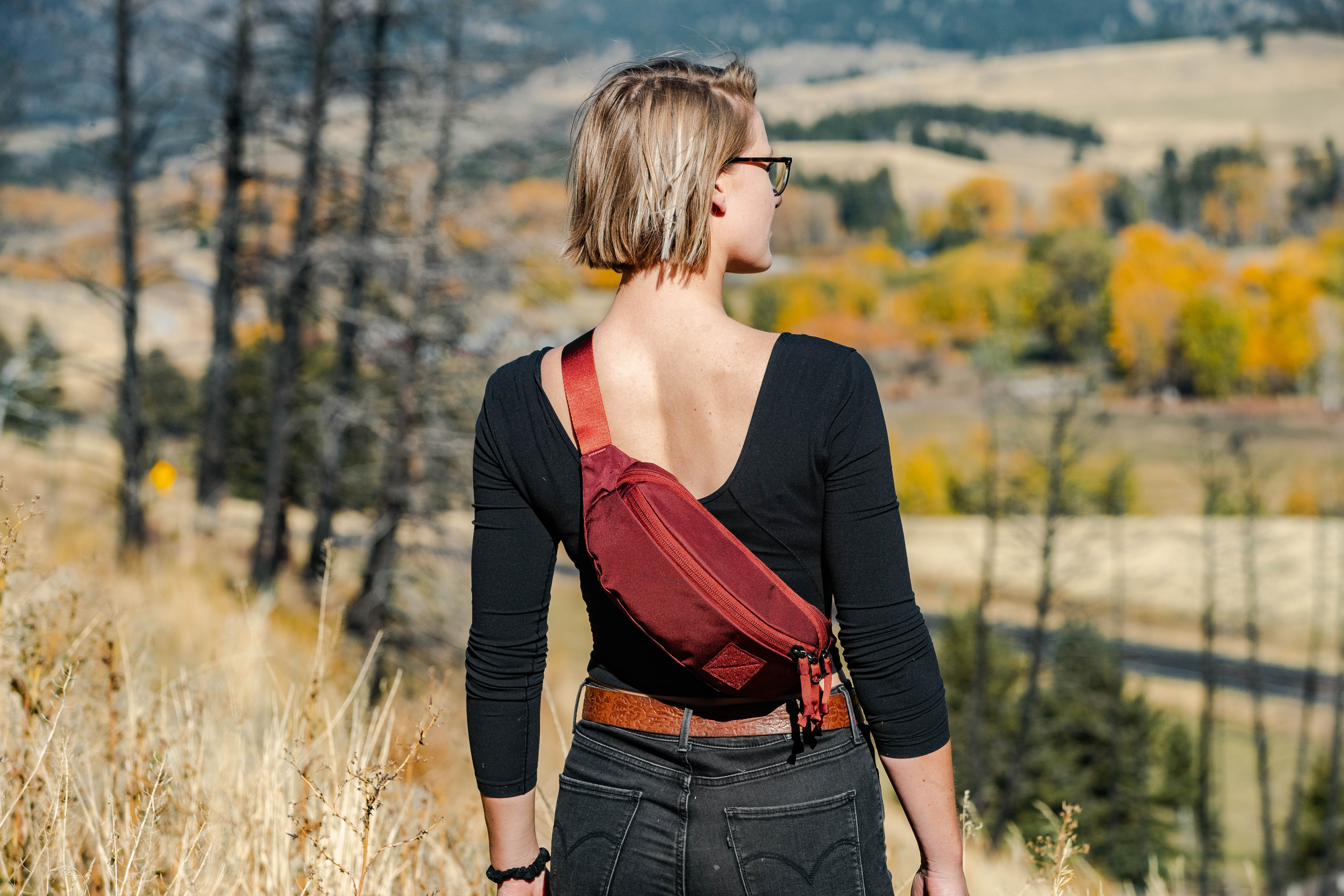 CIVIC ACCESS SLING 2L - Burgundy – EVERGOODS Japan