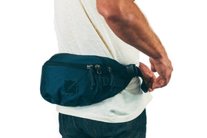 MOUNTAIN HIP PACK 3.5L - NAVY