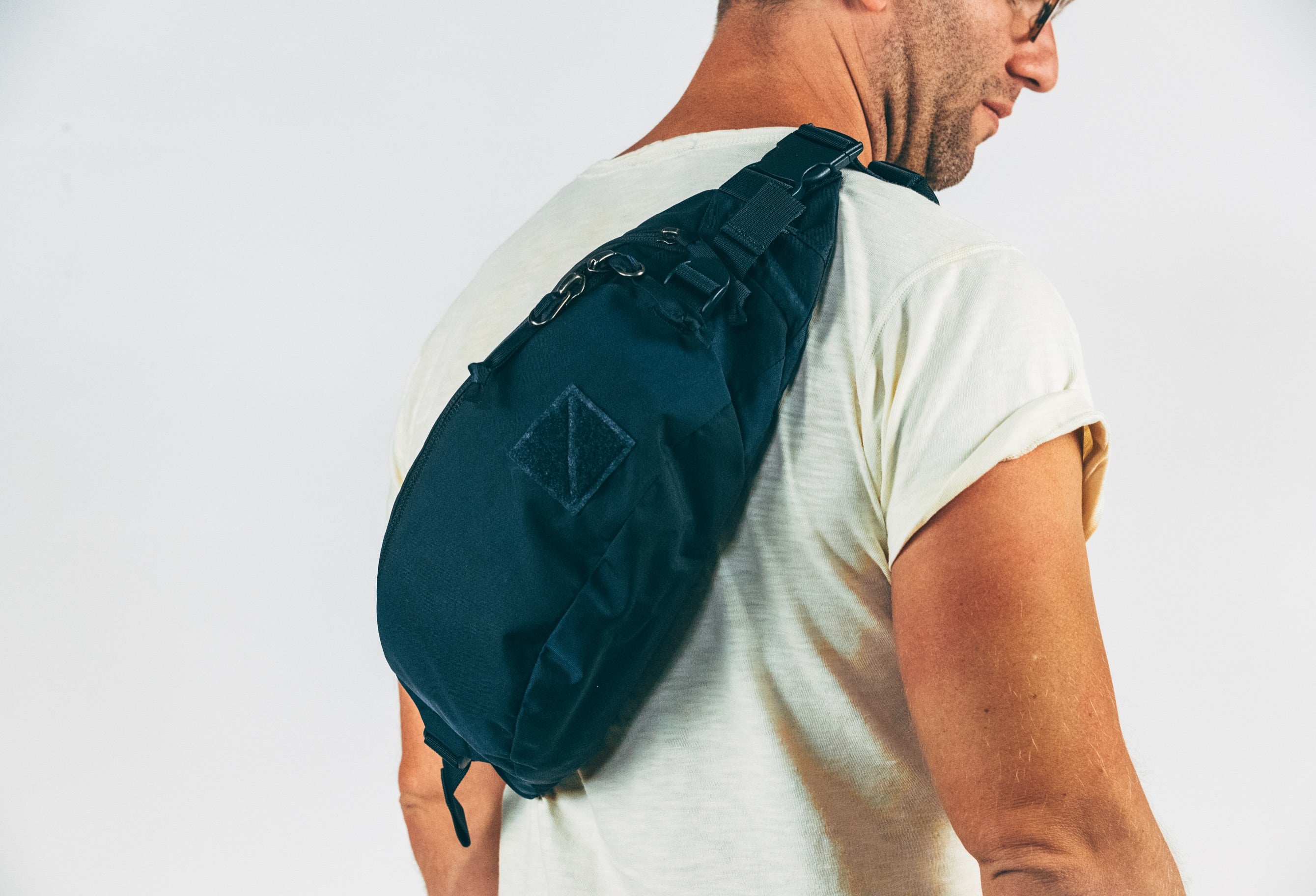 MOUNTAIN HIP PACK 3.5L - NAVY – EVERGOODS Japan