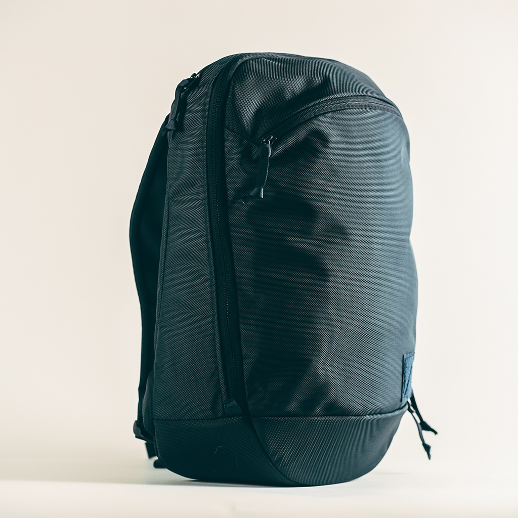 PANEL LOADER CLASSIC 20L - NAVY
